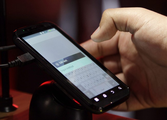 Experts weigh in on cyberbullying - image