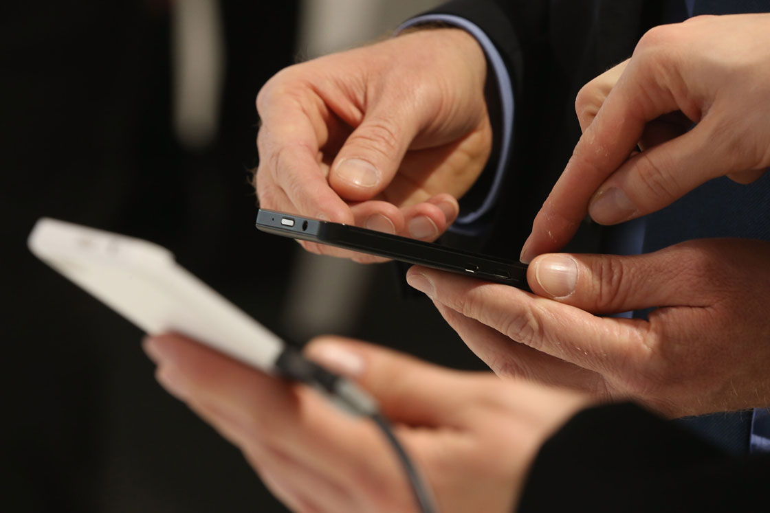 Small wireless companies say they’ll serve customers better outside lobby group - image