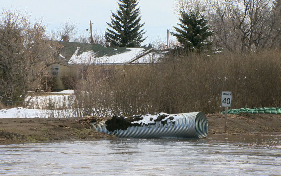Rising floodwater forces residents in Borden, Saskatchewan to prepare for the worst on Tuesday.