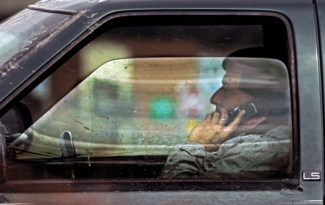 distracted driving police long weekend blitz