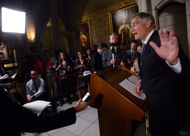Liberal senator calls for more disclosure in upper chamber - image