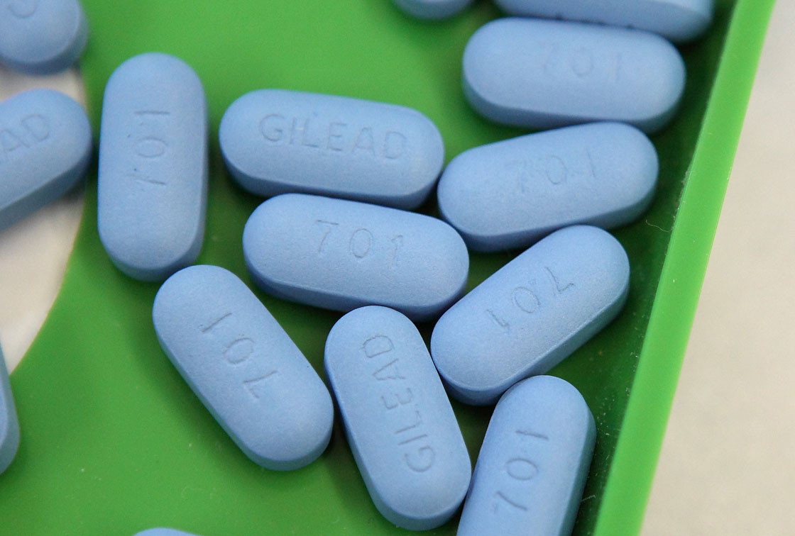 Nova Scotia pharmacies will be able to fill prescriptions on some drugs beyond the previous 30-day limit.