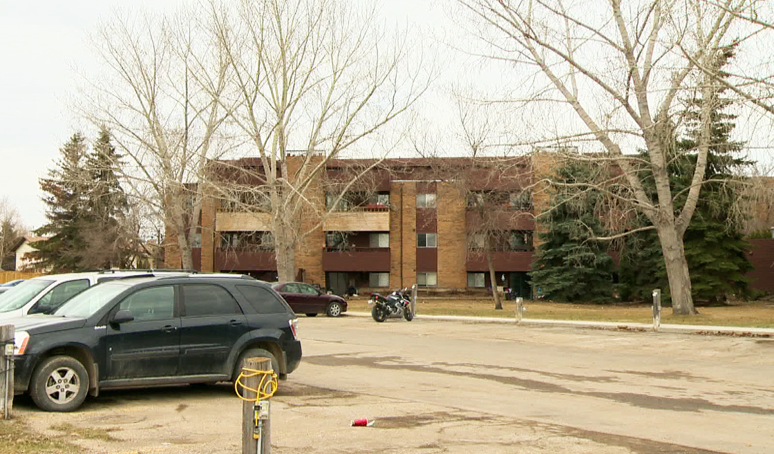 Jason Hartlen wanted after more Saskatoon renters scammed out of thousands of dollars via Kijiji.