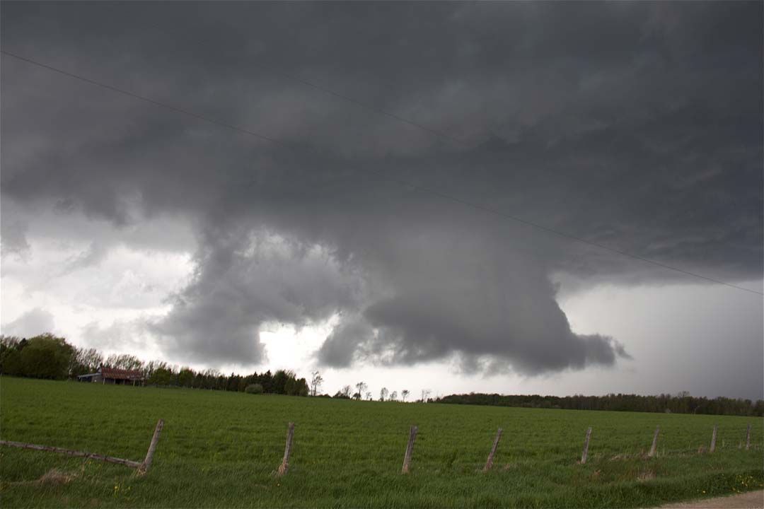 Stormchaser Travis Farncombe captured this potentially dangerous cloud near Shelburne