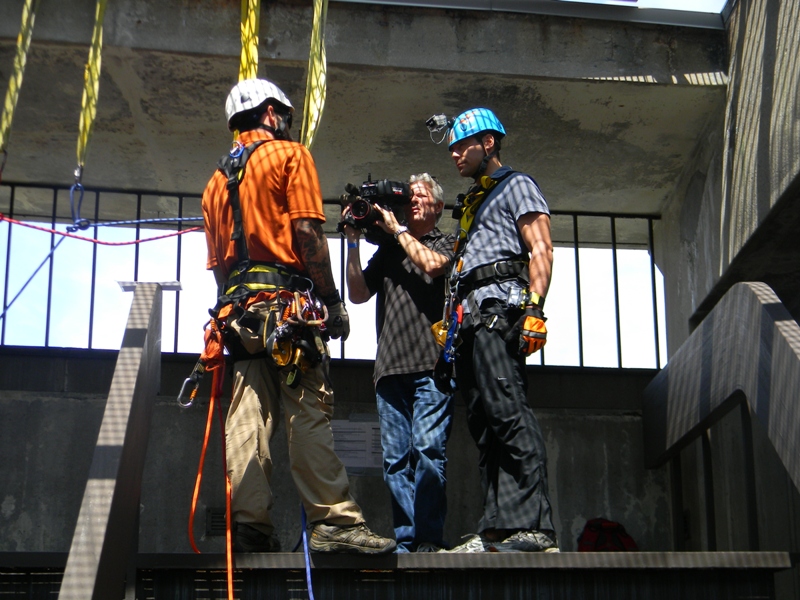 antony robart rope for hope city hall rappell