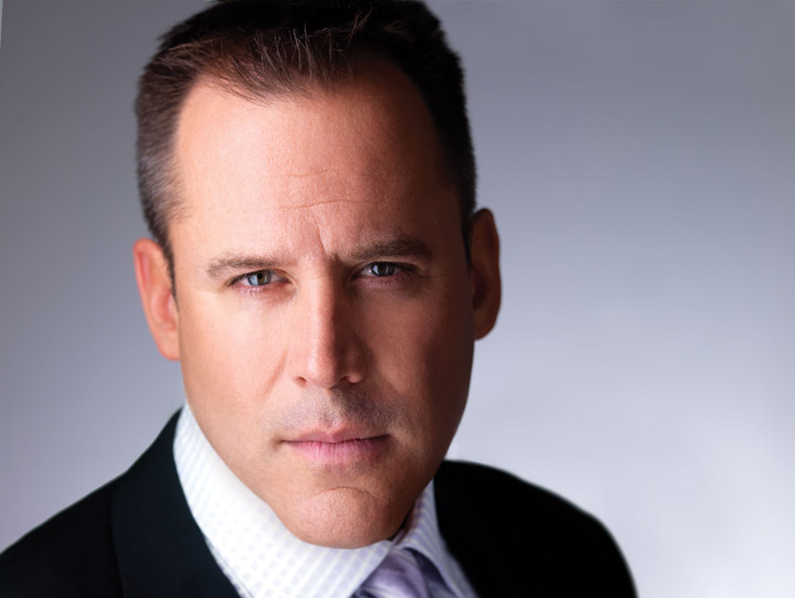 Author Vince Flynn.