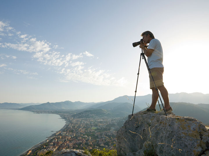 500px is a photo-sharing service for both aspiring and professional photographers to share and sell their work.