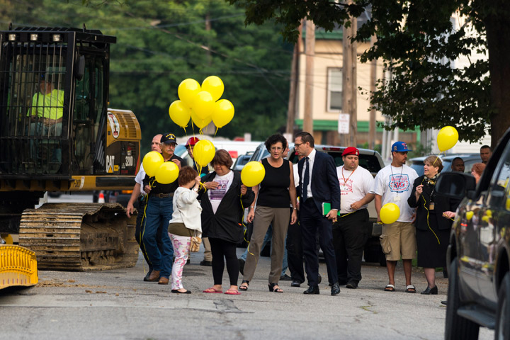 Ariel Castro’s house demolished to prevent rubble being sold online - image