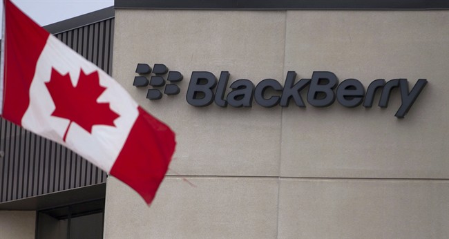    The BlackBerry Z30 comes with a five-inch display, which means
it's about the same size as its competitor, the Samsung Galaxy S4.
