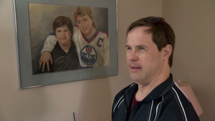 Joey Moss turned 50-year-old Wednesday, September 25, 2013.