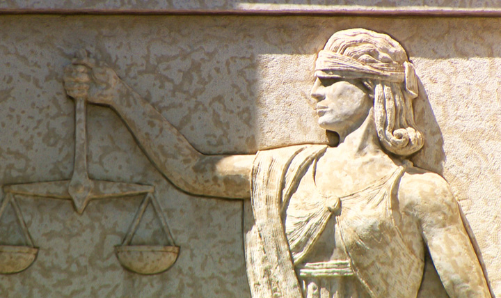 Judge tells Saskatoon man accused of murdering his wife to find a new lawyer quickly.