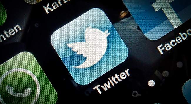 Twitter has reportedly reached a deal with search engine giant Google to boost users tweets in search results, according to a recent report.
