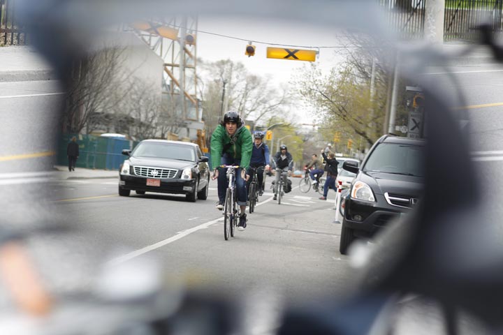 The Canadian Paediatric Society is calling for all provinces and territories to adopt mandatory helmet laws to replace the patchwork of rules currently in place.