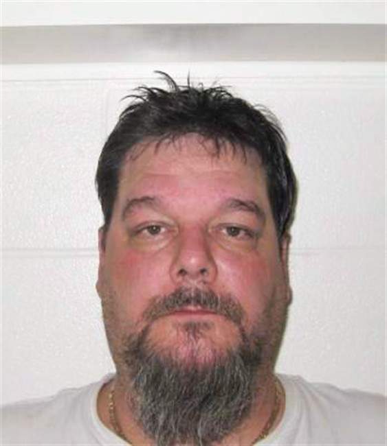 Killer’s sister pleads guilty to aiding and abetting - image