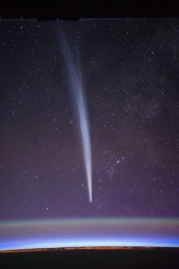 Comet Lovejoy (C/2011 W3) as viewed from the International Space Station after the comet had rounded the sun. (NASA)
