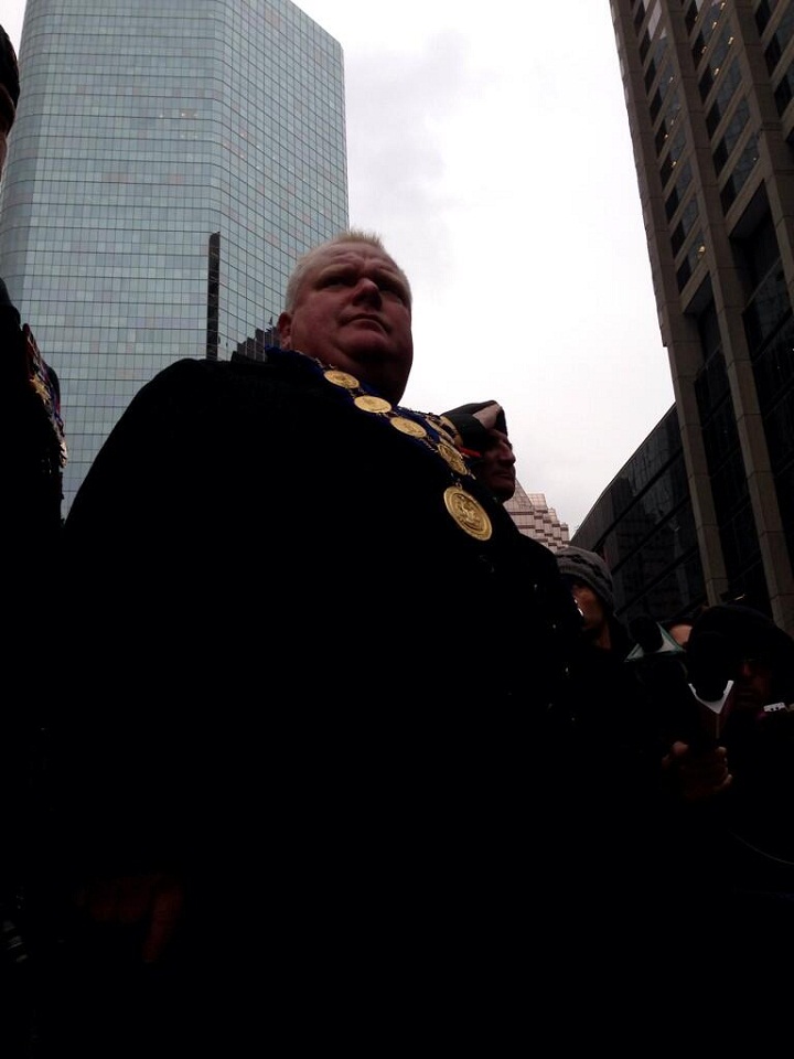 Toronto Mayor Rob Ford stands on the viewing platform during the Remembrance Day ceremony at City Hall. (Jackson Proskow/Global News)