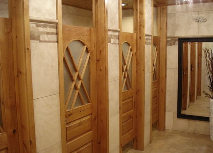 The Valleyview Shell Super Station washroom has been named the winner of the 2013 Canada's Best Restroom Contest by Cintas. 
