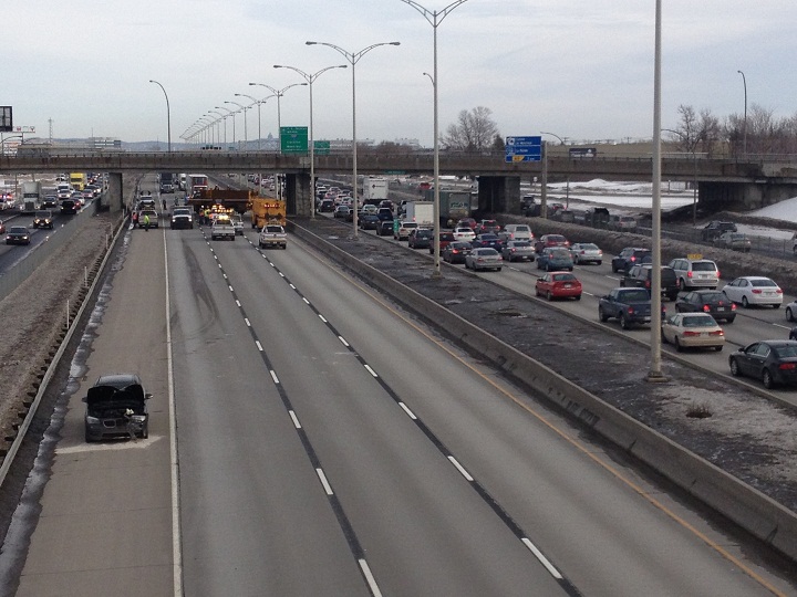 Transport Quebec have confirmed that a section of the Trans-Canada Highway 40 West has been completely closed at Hymus Boulevard due to falling debris on January 13, 2014.