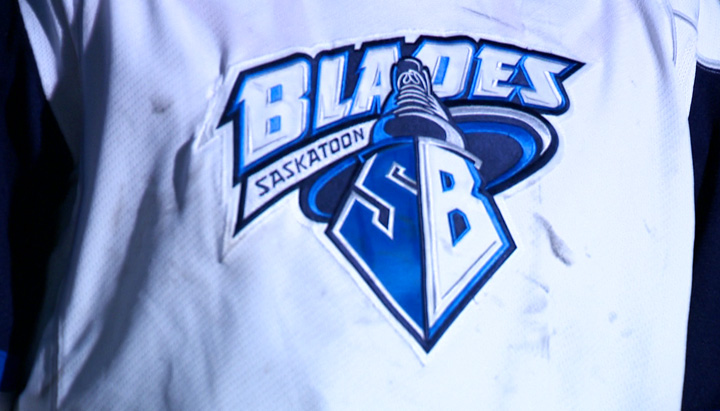 Tyler Santos makes 20 saves as the Edmonton Oil Kings blank the Saskatoon Blades 3-0.