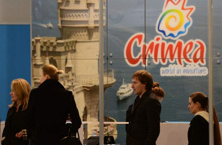 Ukrainian tourism officials pushed ahead with promoting its tourist destinations at a fair in Berlin this week, despite ongoing protests and a diplomatic and military stand-off.