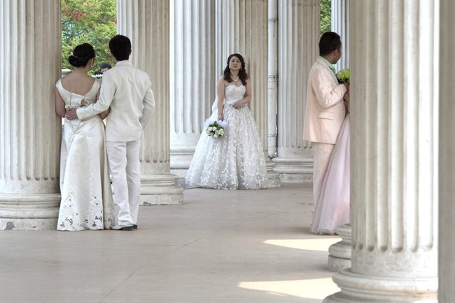 Weddings are expensive - tips for saving money