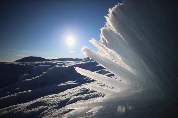 Both natural variants and climate change are contributing to Greenland's ice melt.
