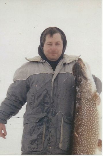 On Saturday, June 7, 2014, family and friends reported 44-year-old Stephen Kenneth Samson missing.