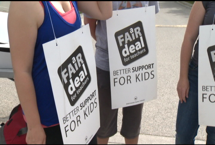 Vancouver School Board calling for binding arbitration to end teachers’ strike - image