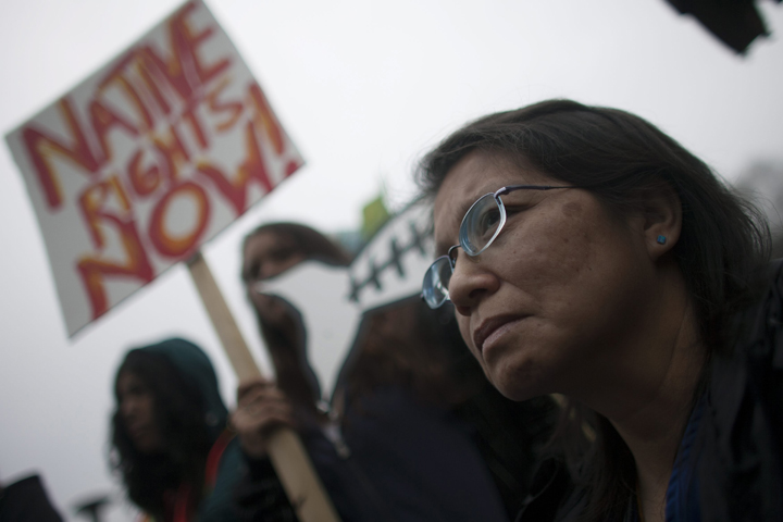 April 7, 2010 - GRASSY NARROWS PROTEST - Hundreds of natives, many who travelled all the way from Grassy Narrows, and many other support groups marched through Toronto's downtown to the front lawn of Queen's Park on Wednesday to protest 40 years of mercury poisoning in their water.