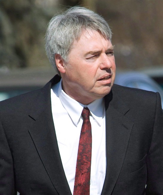 Robert Latimer will apply for a passport after Parole Board of Canada's appeal division overturns travel restrictions.