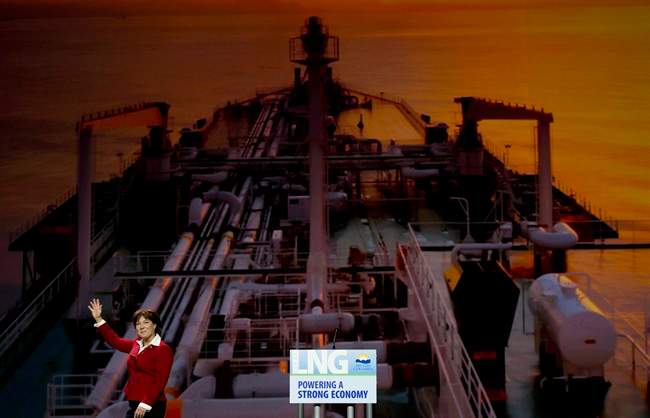 British Columbia Premier Christy Clark waves at a LNG conference in Vancouver, on May, 21, 2014.