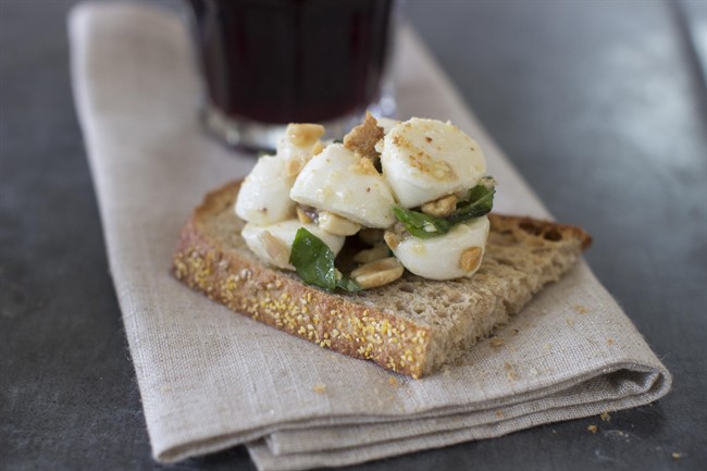 10 ideas for easy holiday party snacks