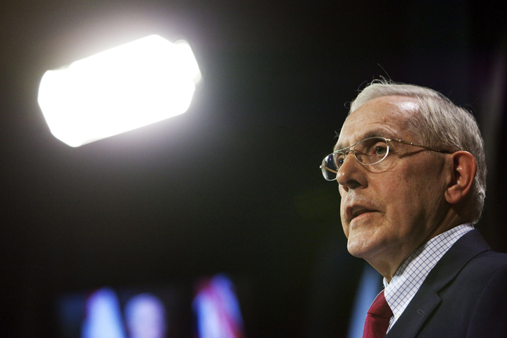 Energy Minister Bob Chiarelli is facing demands to resign for suggesting the auditor general's staff didn't under Ontario's "complex" energy system
