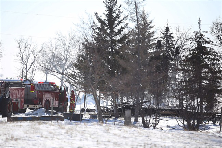 The community around Morris, Man., has rallied to support the Froese family, which lost four boys in a fire near the small community of Kane.