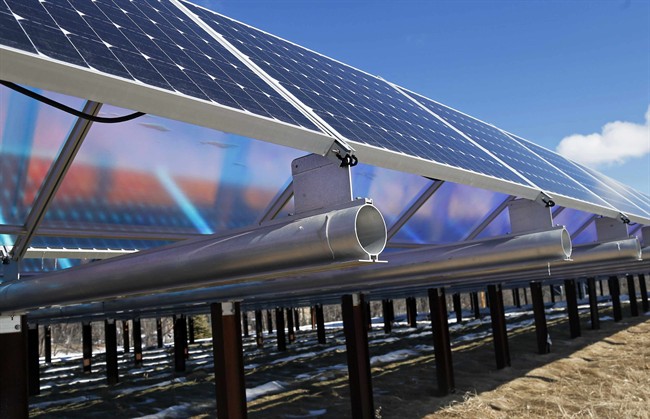 Green groups want Alberta government to set legislated targets for renewable power - image