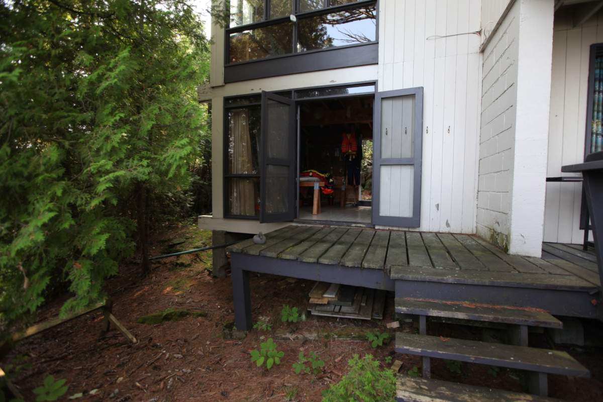 cottage reno
