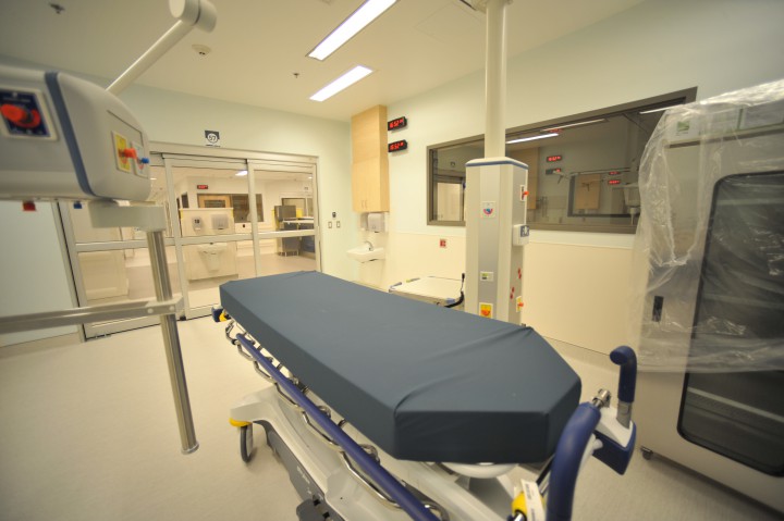 Resuscitation room, Adult Emergency