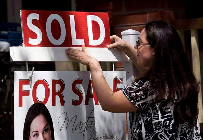 The high cost of housing is not only a concern for people living in Toronto and Vancouver, but for most Canadians residing in urban cities across the country, according to a new poll.