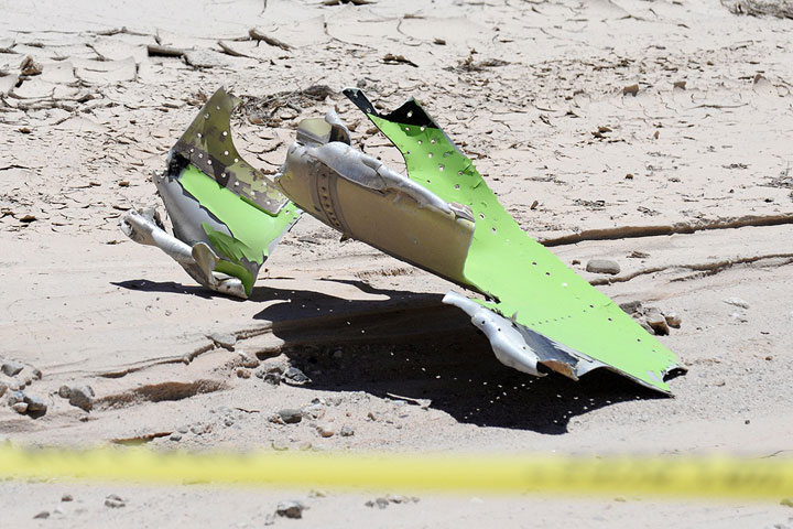 Wreckage from Horner’s plane, pictured at the crash site.