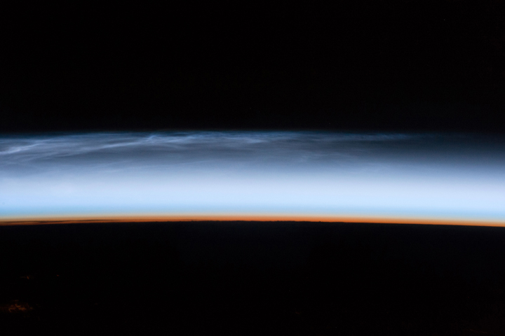 Think the northern lights are beautiful? Keep an eye out for these stunning nighttime clouds - image