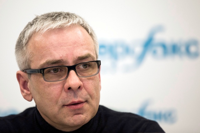 One of the main suspects in the poisoning of ex-Russian agent Alexander Litvinenko says he will be willing to testify at an inquiry into the death.