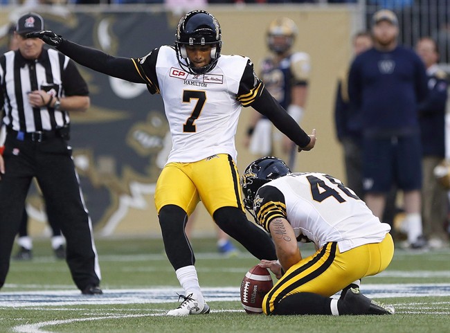 The Winnipeg Blue Bombers signed former Hamilton Tiger-Cats' kicker, Justin Medlock.
