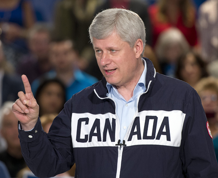 Conservative leader Stephen Harper  speaks to supporters  while campaigning Tuesday, September 15, 2015  in Pitt Meadows BC.THE CANADIAN PRESS/Ryan Remiorz.