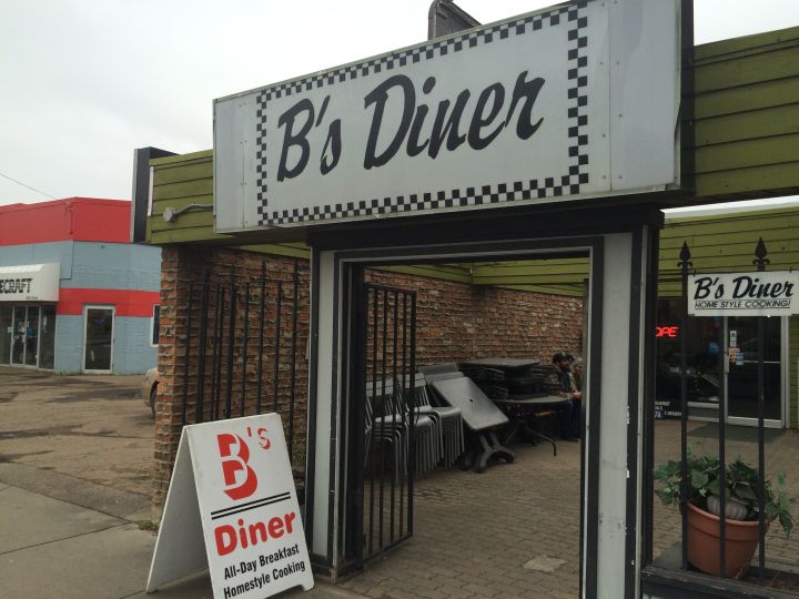 B's Diner, located at 100 Street and 82 Avenue in Edmonton.