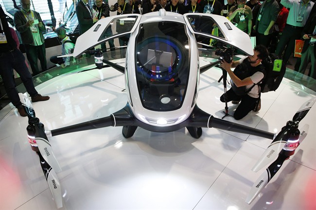 Researcher warns Calgary city council self-driving cars could make LRT obsolete - image
