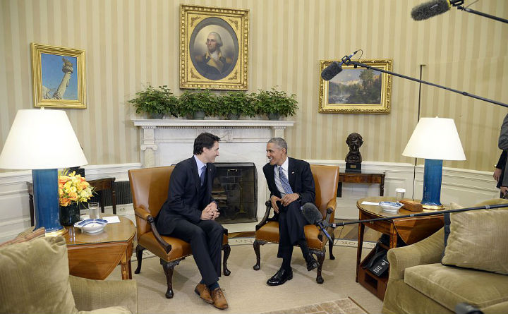 President Barack Obama and Prime Minister Justin Trudeau hold a bilateral meeting in the Oval Office of the White House March 10, 2016.