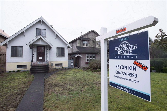 Foreign buyers to blame for housing crisis: study - image