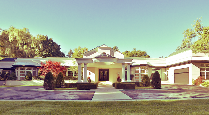 Mansion Prince called home during his time in Toronto up for sale - image