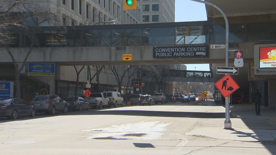 The outside of the downtown skywalk connecting the Delta Winnipeg and the RBC Convention Centre.