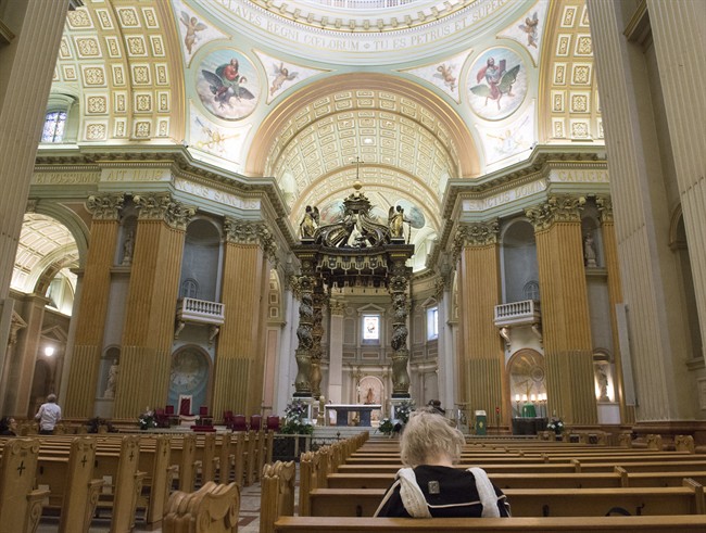 The health ministry will allow for 25 people to gather in places of worship in COVID-19 red zones as of March 26, 2021.